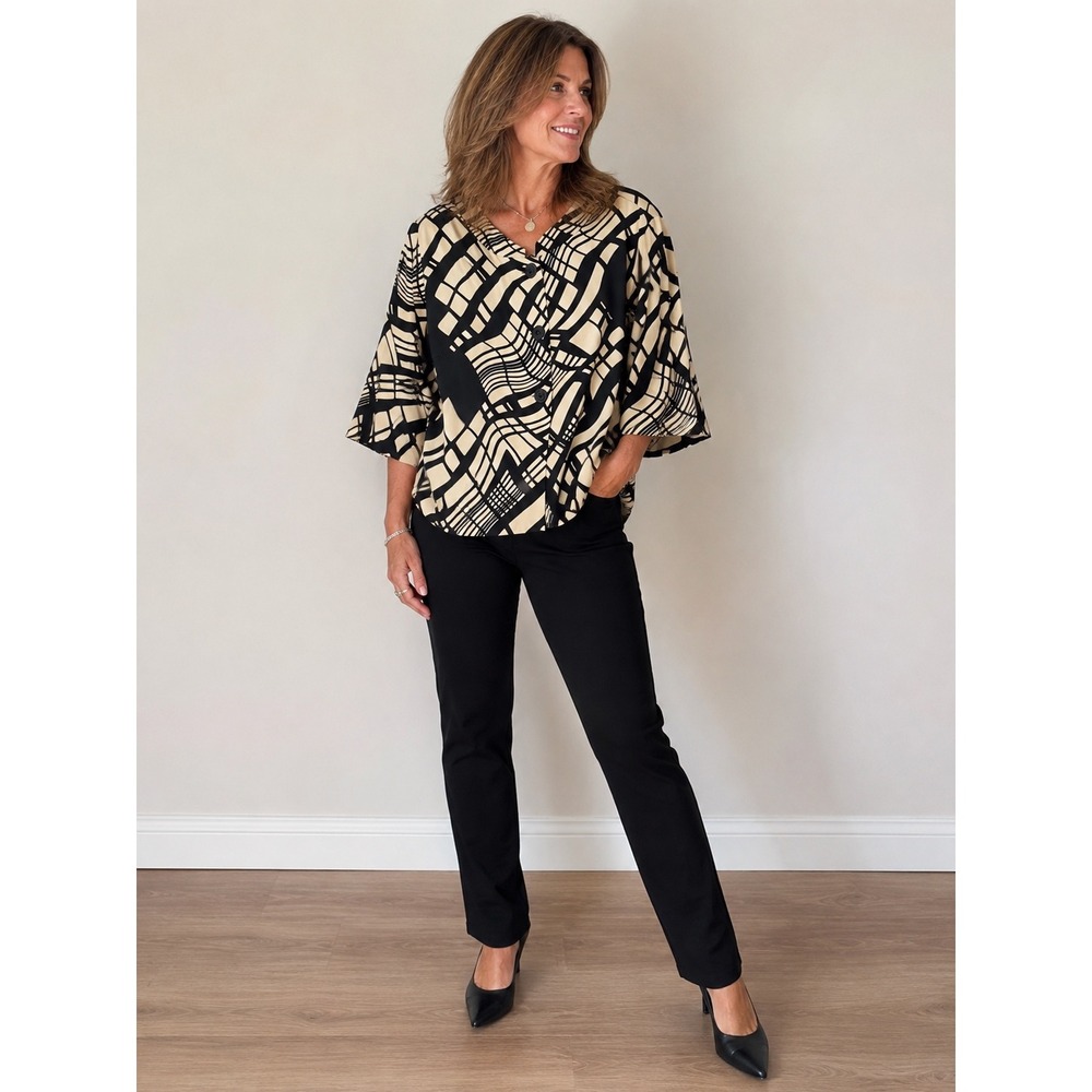 NWT Danny & Nicole Women 32W Geometric Abstract Button Front Jacket Beige Black